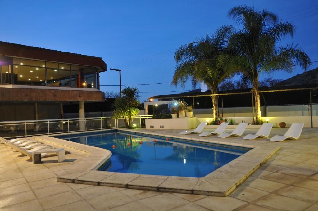 Atyla Soho Village Villa Carlos Paz Exteriör bild