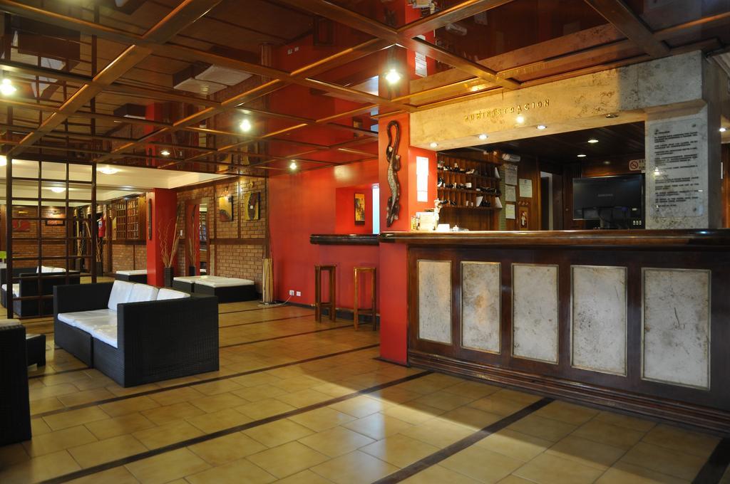 Atyla Soho Village Villa Carlos Paz Exteriör bild