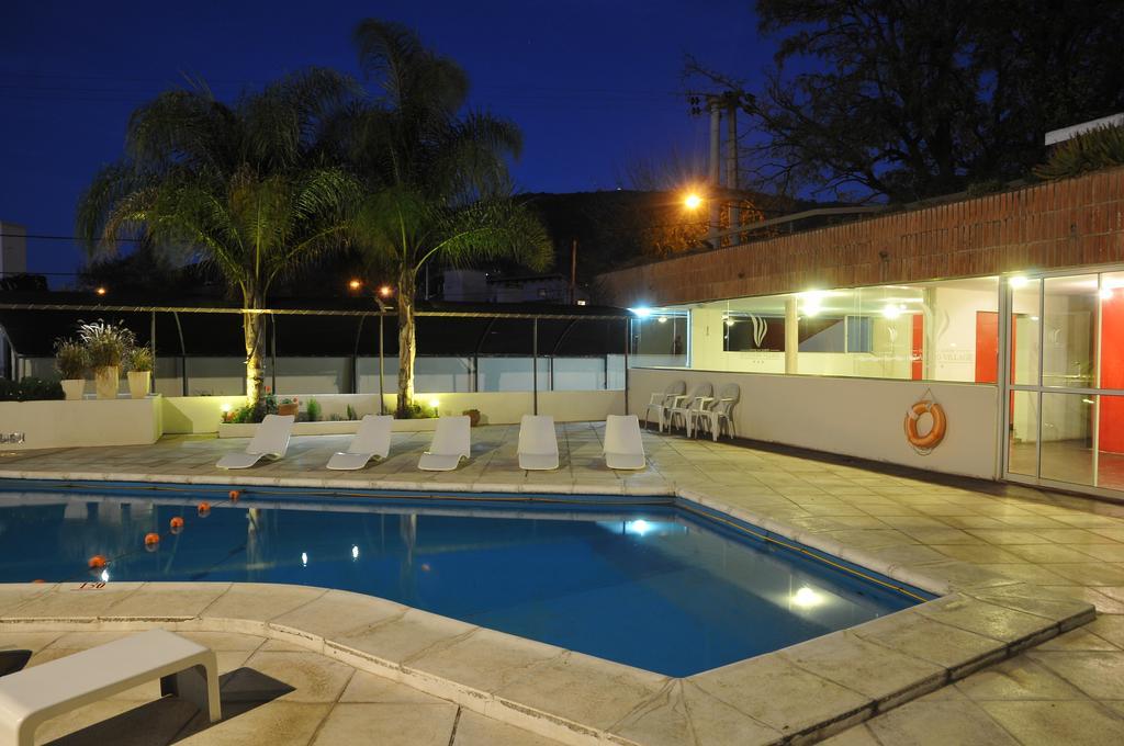Atyla Soho Village Villa Carlos Paz Exteriör bild